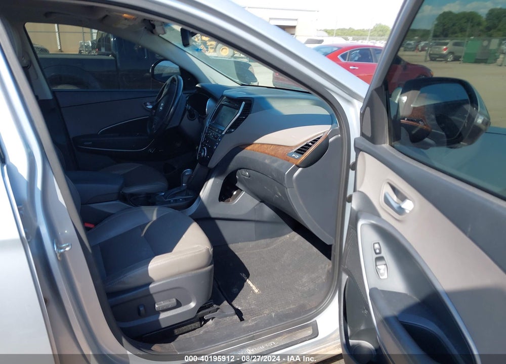 2018 HYUNDAI SANTA FE SE ULTIMATE VIN: KM8SR4HF7JU269049