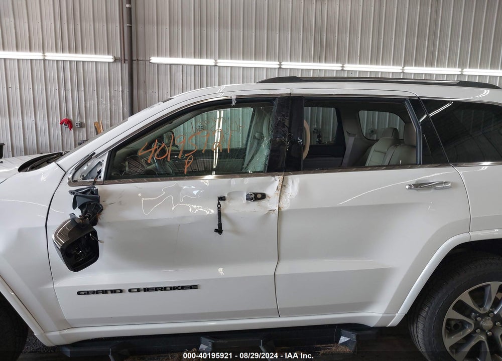 2017 JEEP GRAND CHEROKEE OVERLAND 4X4 VIN: 1C4RJFCG1HC694613