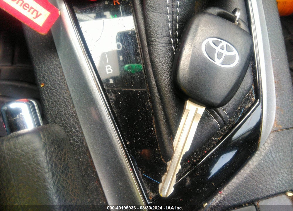 2017 TOYOTA COROLLA LE VIN: 2T1BURHE6HC756046