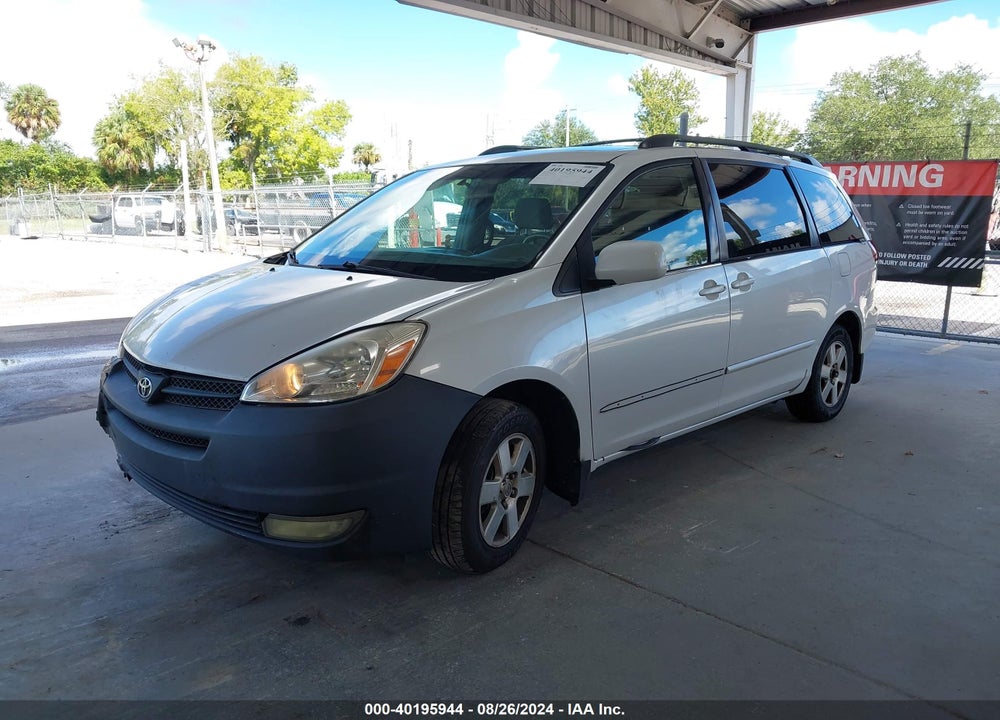 2004 TOYOTA SIENNA XLE VIN: 5TDZA22C54S177699