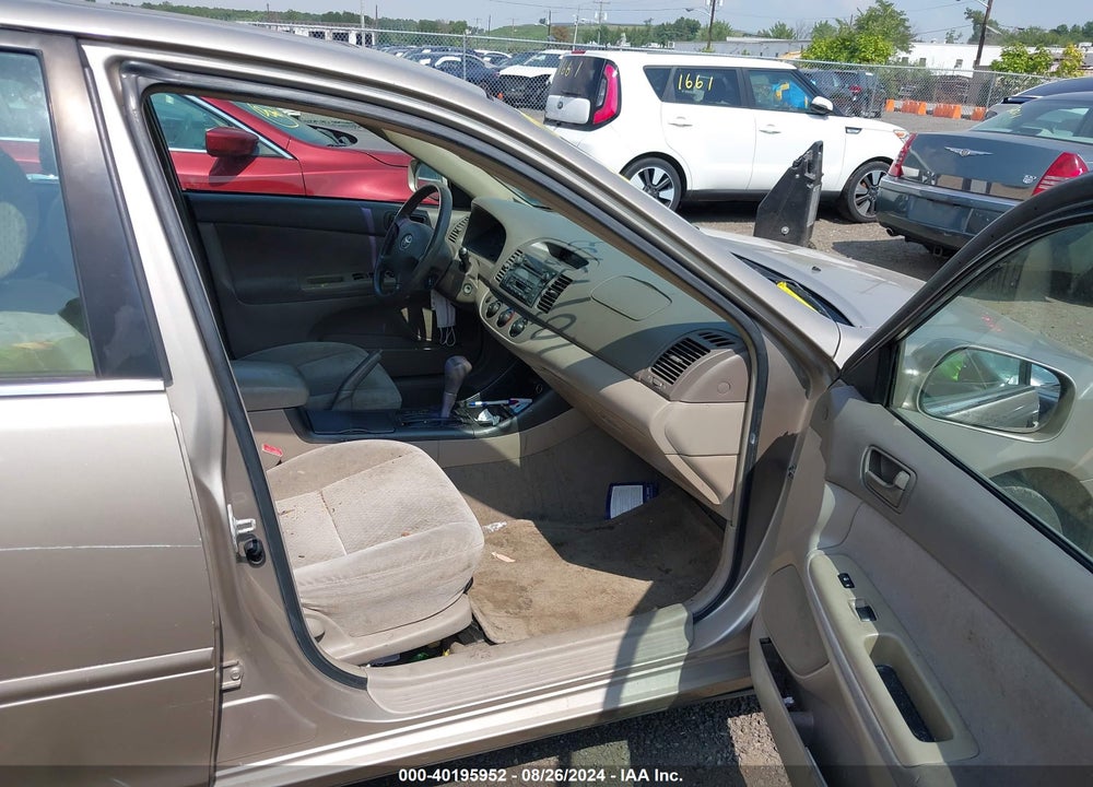 2002 TOYOTA CAMRY LE VIN: 4T1BE32K12U618378