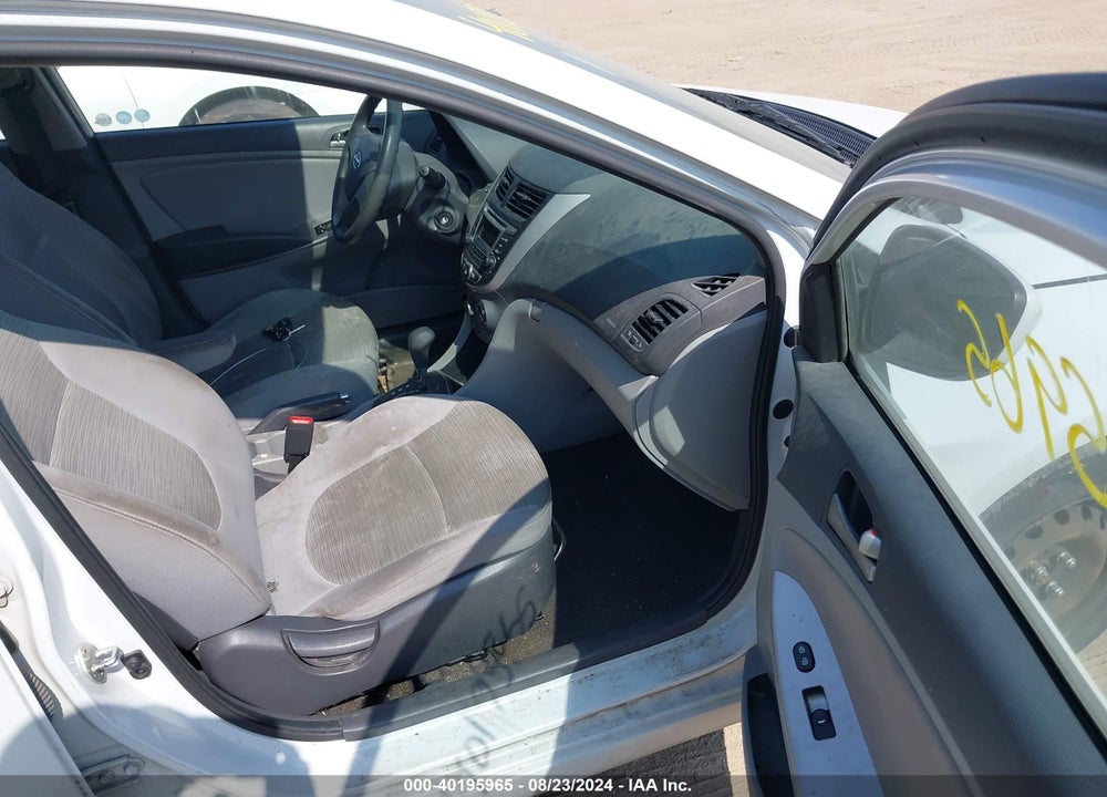 2017 HYUNDAI ACCENT SE VIN: KMHCT4AE8HU375625