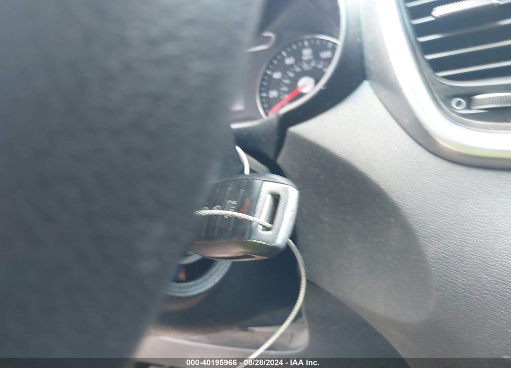 2019 KIA SORENTO LX/S VIN: 5XYPGDA51KG485905