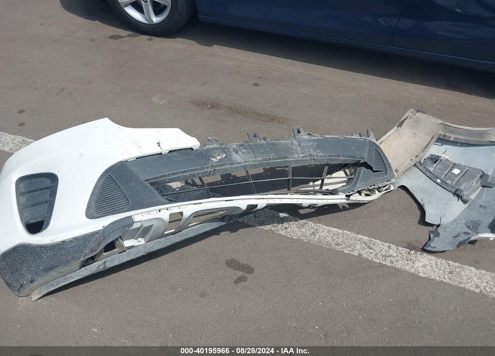 2019 KIA SORENTO LX/S VIN: 5XYPGDA51KG485905