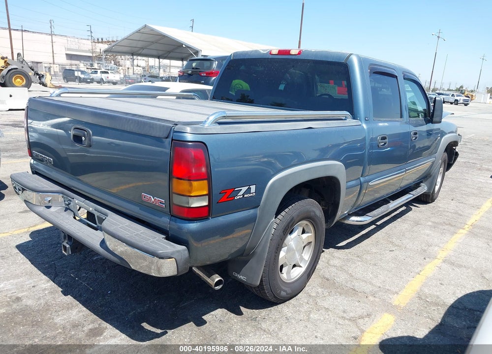 2006 GMC SIERRA 1500 SLT VIN: 2GTEK13TX61117125