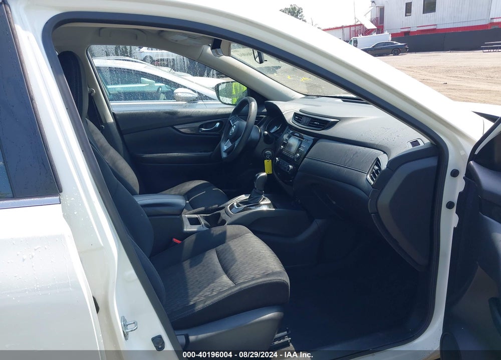 2017 NISSAN ROGUE S VIN: JN8AT2MV2HW008045