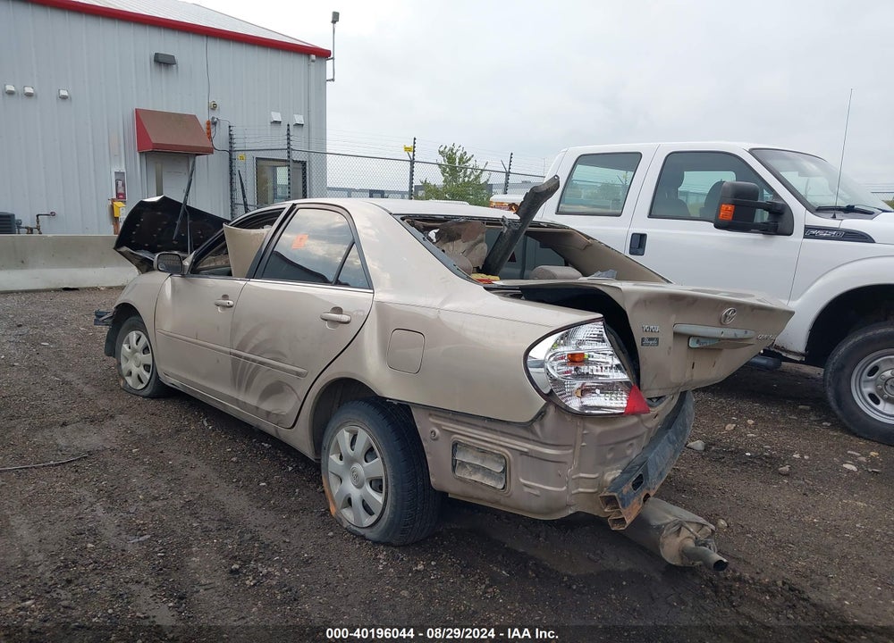 2002 TOYOTA CAMRY LE VIN: 4T1BE32K32U089001
