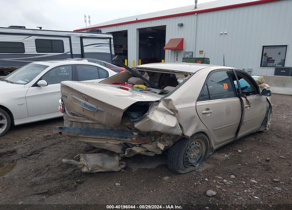 2002 TOYOTA CAMRY LE VIN: 4T1BE32K32U089001