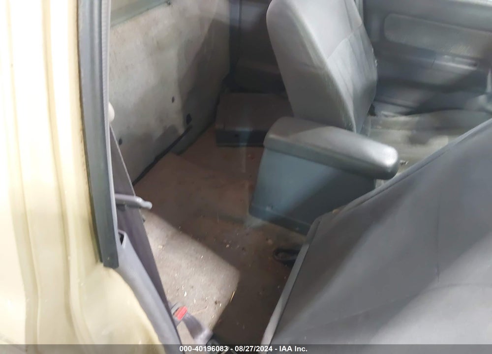 1998 NISSAN FRONTIER VIN: 1N6DD26S0WC336617