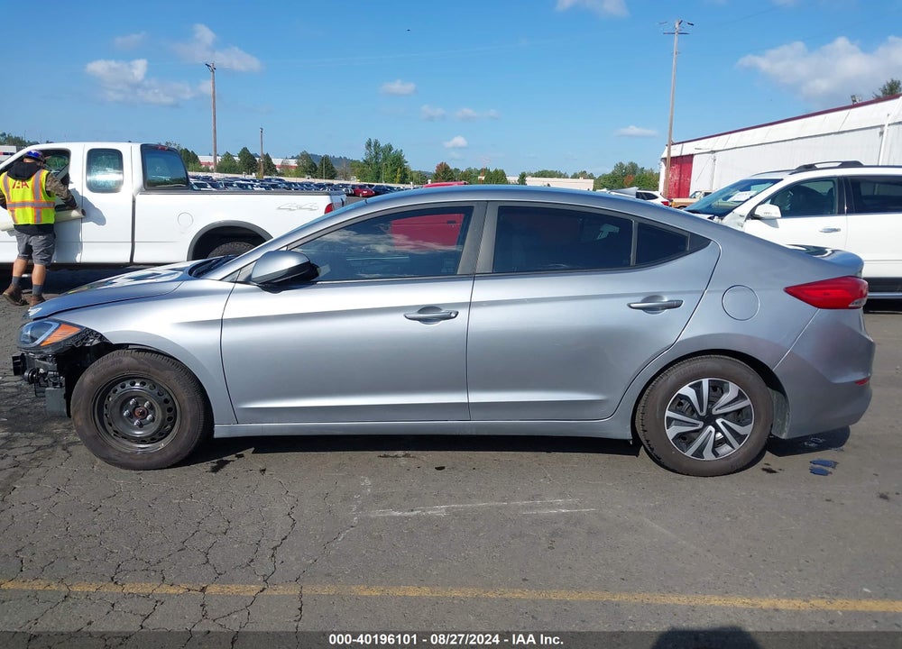2017 HYUNDAI ELANTRA SE VIN: 5NPD74LF3HH192940