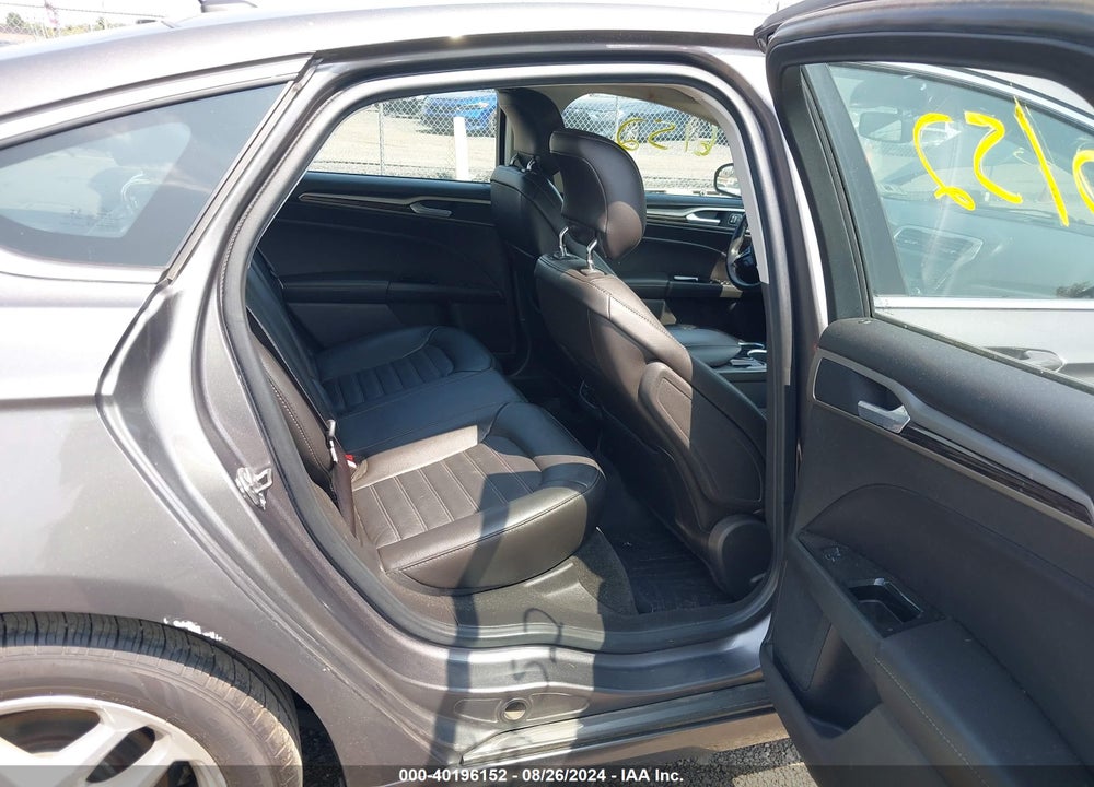 2013 FORD FUSION SE VIN: 3FA6P0HR7DR327662