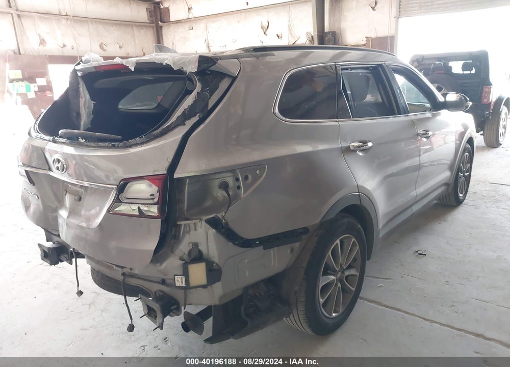 2017 HYUNDAI SANTA FE SE VIN: KM8SN4HF5HU183468