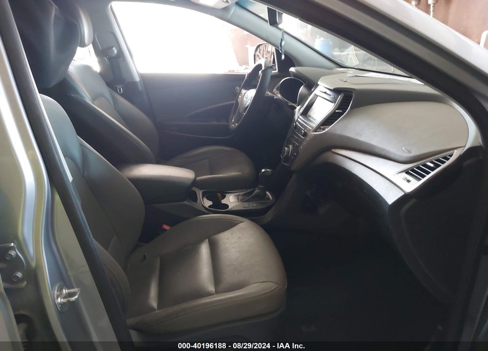 2017 HYUNDAI SANTA FE SE VIN: KM8SN4HF5HU183468