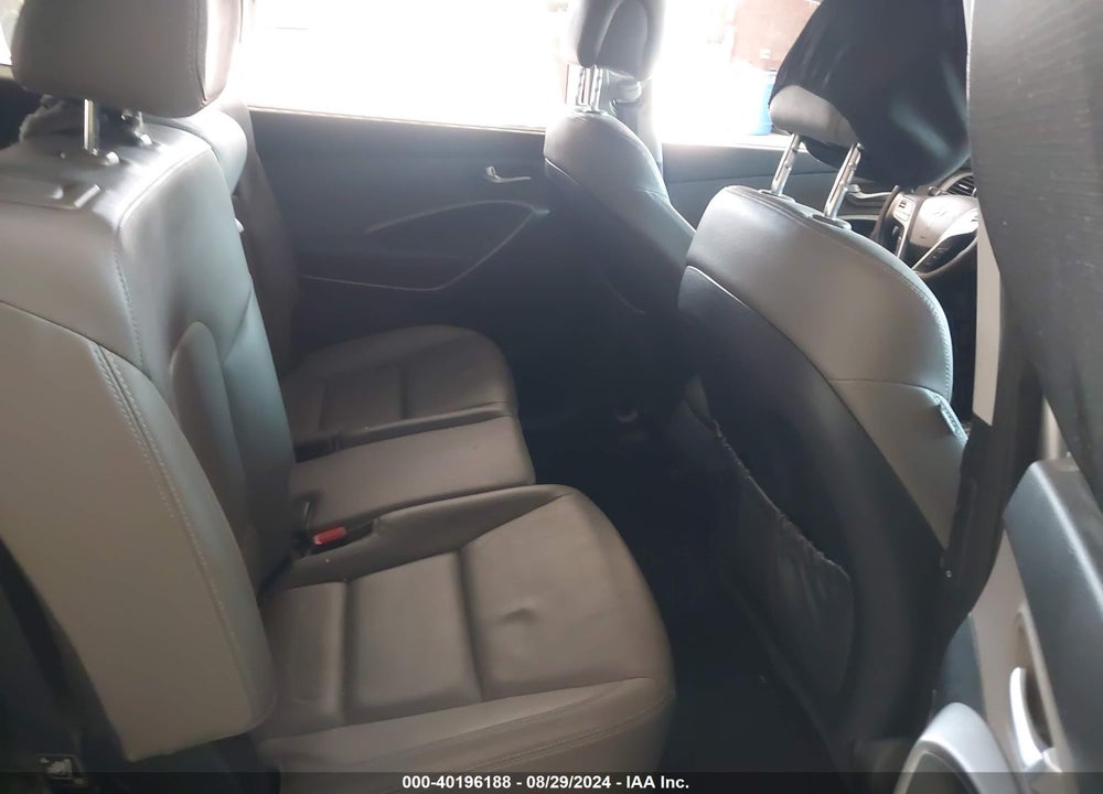 2017 HYUNDAI SANTA FE SE VIN: KM8SN4HF5HU183468