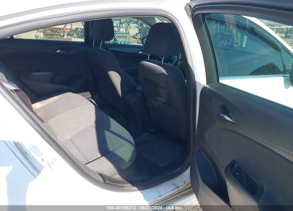2017 CHEVROLET CRUZE LT AUTO VIN: 1G1BE5SM7H7185893