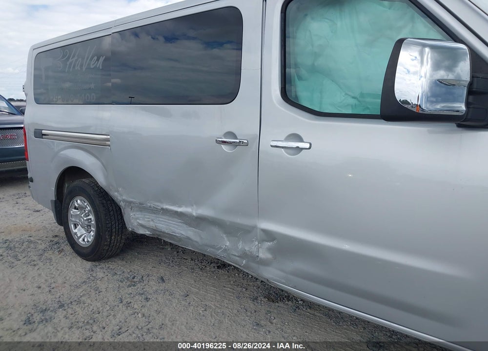 2018 NISSAN NV PASSENGER NV3500 HD SL V8 VIN: 5BZAF0AA8JN850473