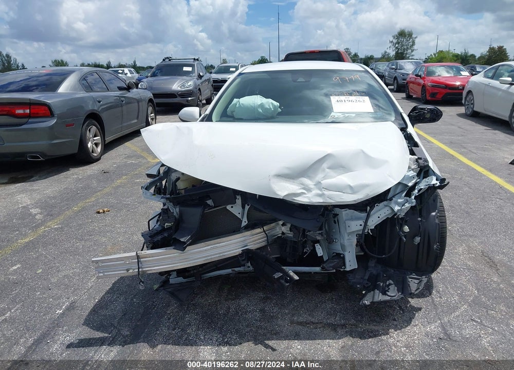 2022 TOYOTA COROLLA LE VIN: JTDEPMAE7N3026121
