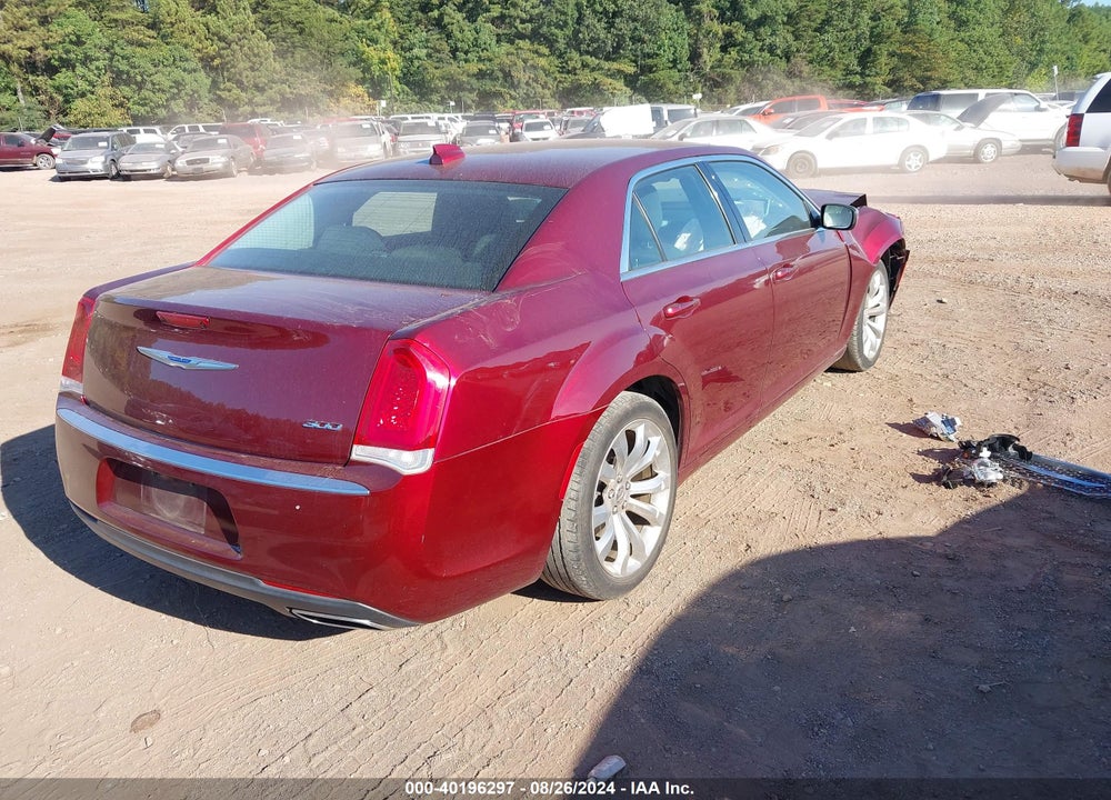 2019 CHRYSLER 300 VIN: 2C3CCAAG4KH612405