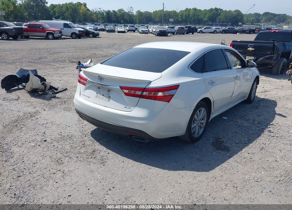 2014 TOYOTA AVALON VIN: 4T1BK1EB3EU133057
