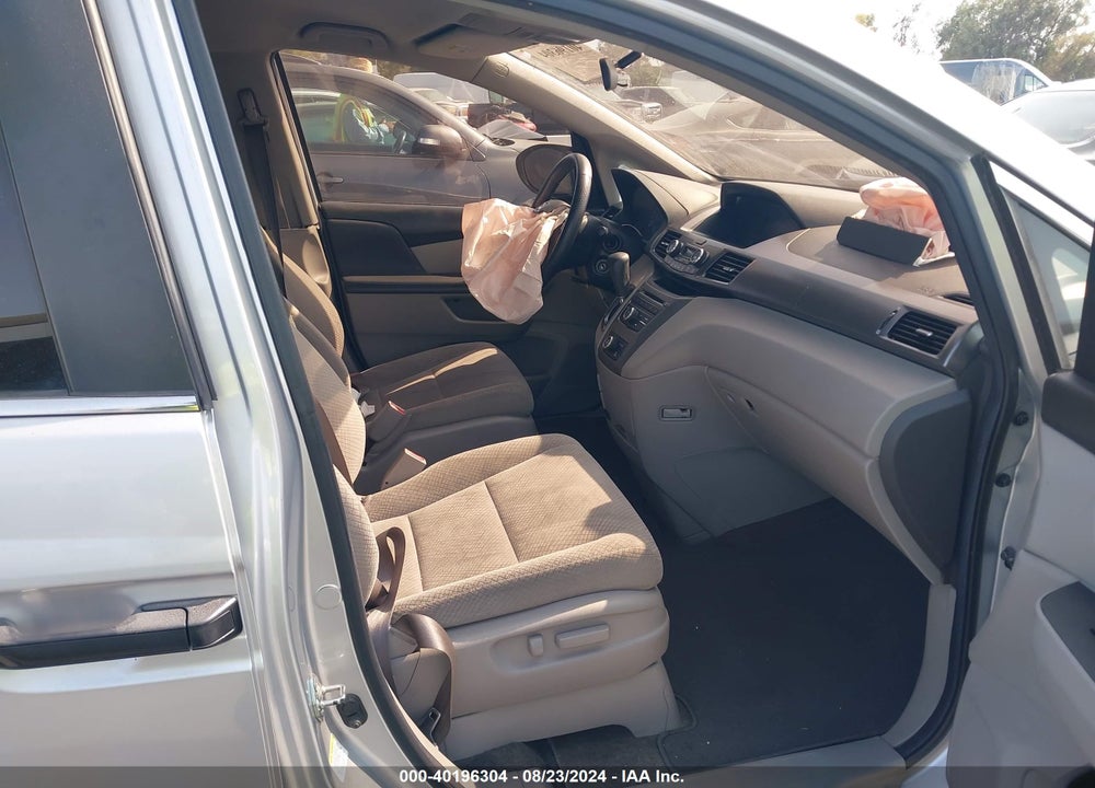 2014 HONDA ODYSSEY LX VIN: 5FNRL5H26EB023860