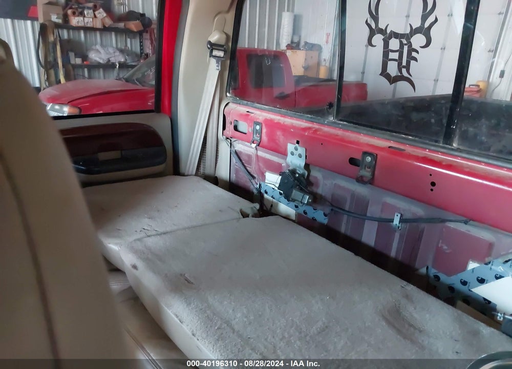 2005 FORD F-350 LARIAT/XL/XLT VIN: 1FTWW31P25ED28584