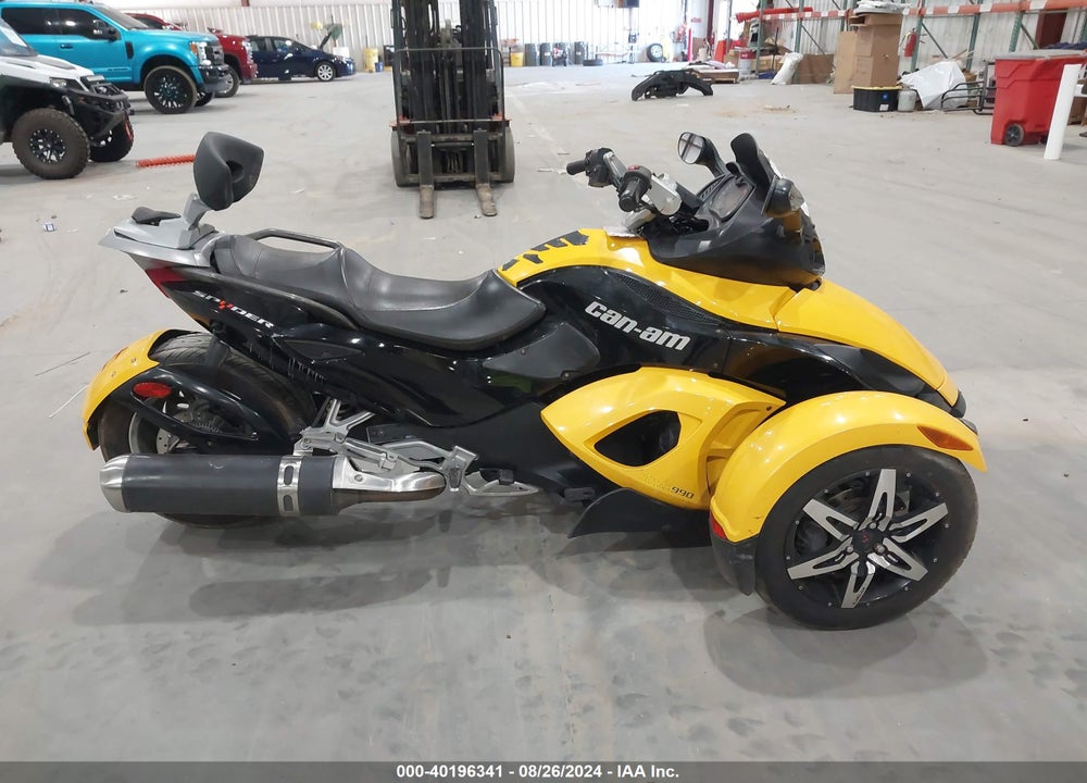 2008 CAN-AM SPYDER ROADSTER RS VIN: 2BXJACA168V001866