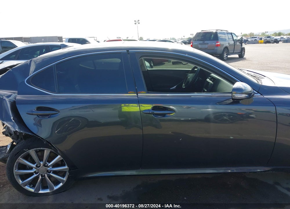 2009 LEXUS IS 250 VIN: JTHCK262395031589