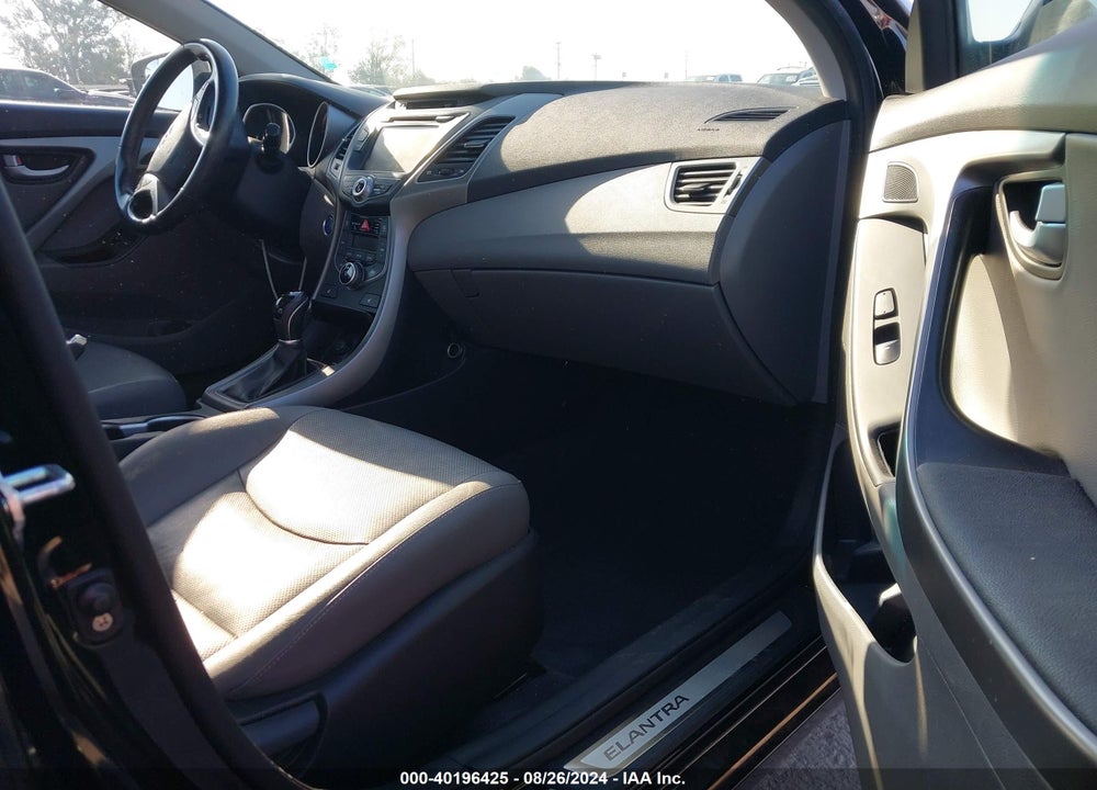 2016 HYUNDAI ELANTRA VIN: KMHDH4AEXGU606092