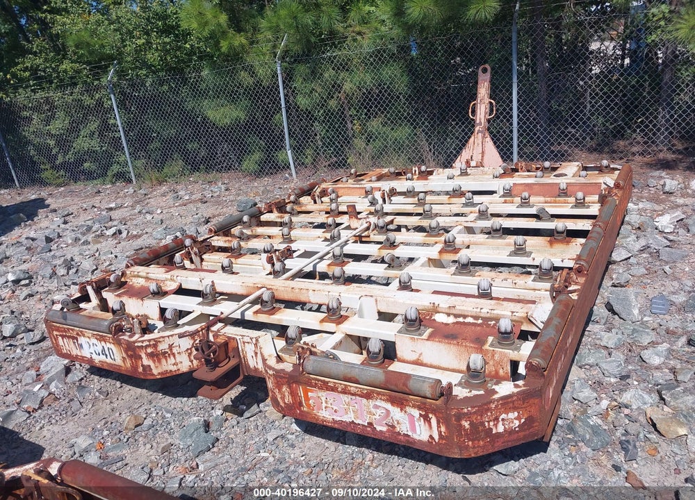 2000 EQUIPMENT GSE 2225 VIN: 00000000000196403