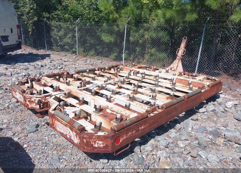 2000 EQUIPMENT GSE 2225 VIN: 00000000000196403