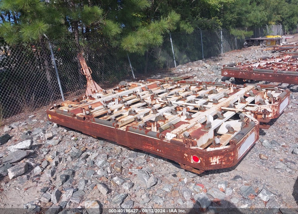 2000 EQUIPMENT GSE 2225 VIN: 00000000000196403