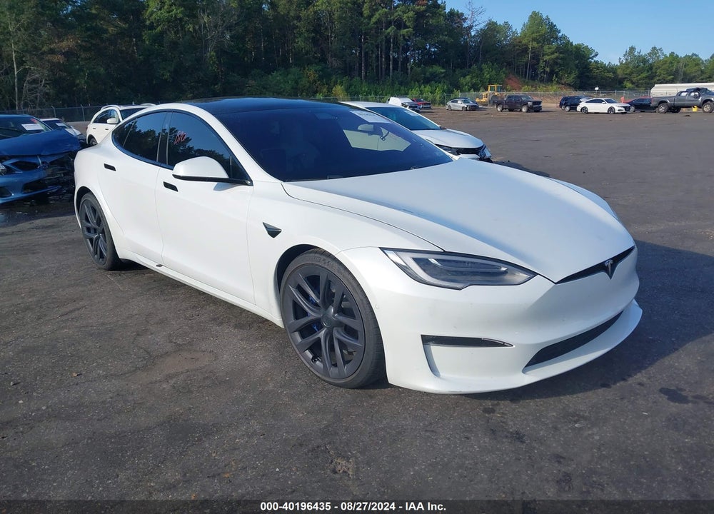 2022 TESLA MODEL S DUAL MOTOR ALL-WHEEL DRIVE VIN: 5YJSA1E56NF472017