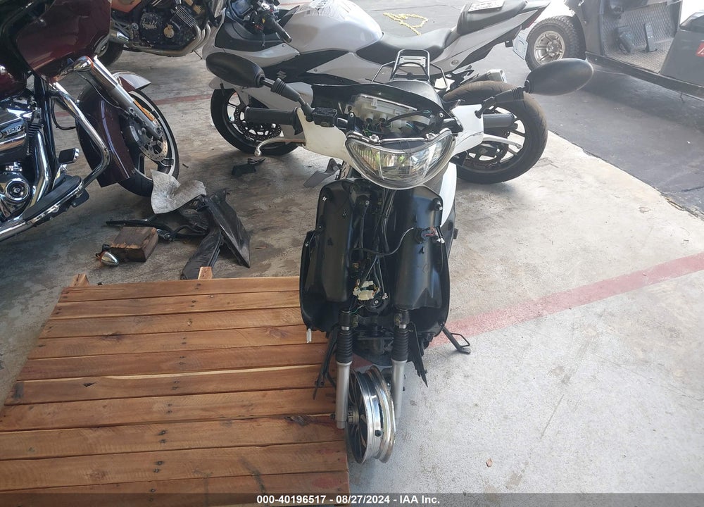 2023 TAZH MOPED VIN: LT4Z1NAA1PZ000527