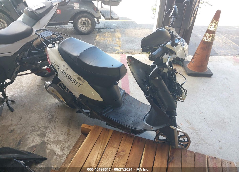 2023 TAZH MOPED VIN: LT4Z1NAA1PZ000527