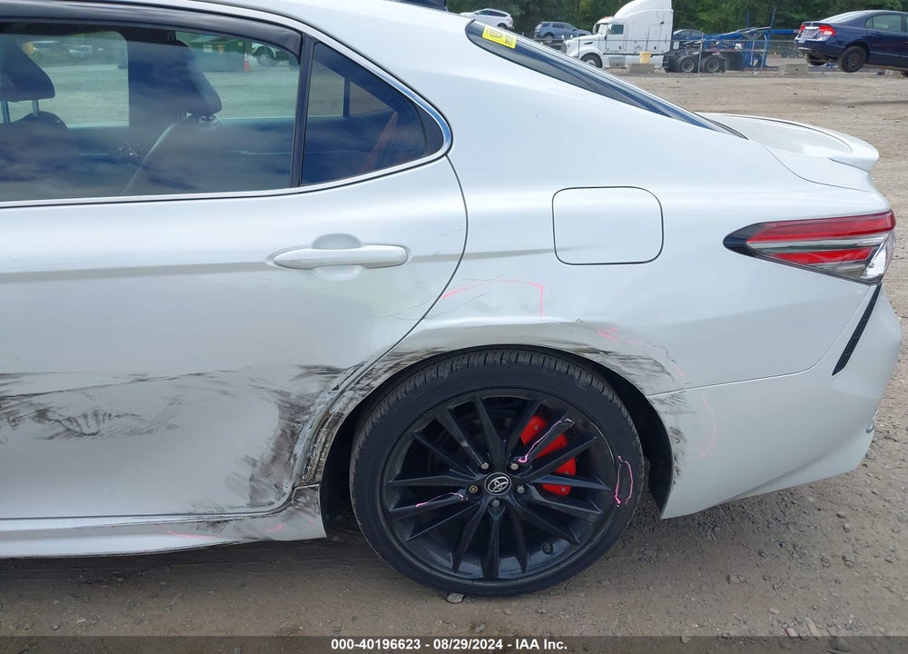 2018 TOYOTA CAMRY VIN: 4T1BZ1HK4JU001863