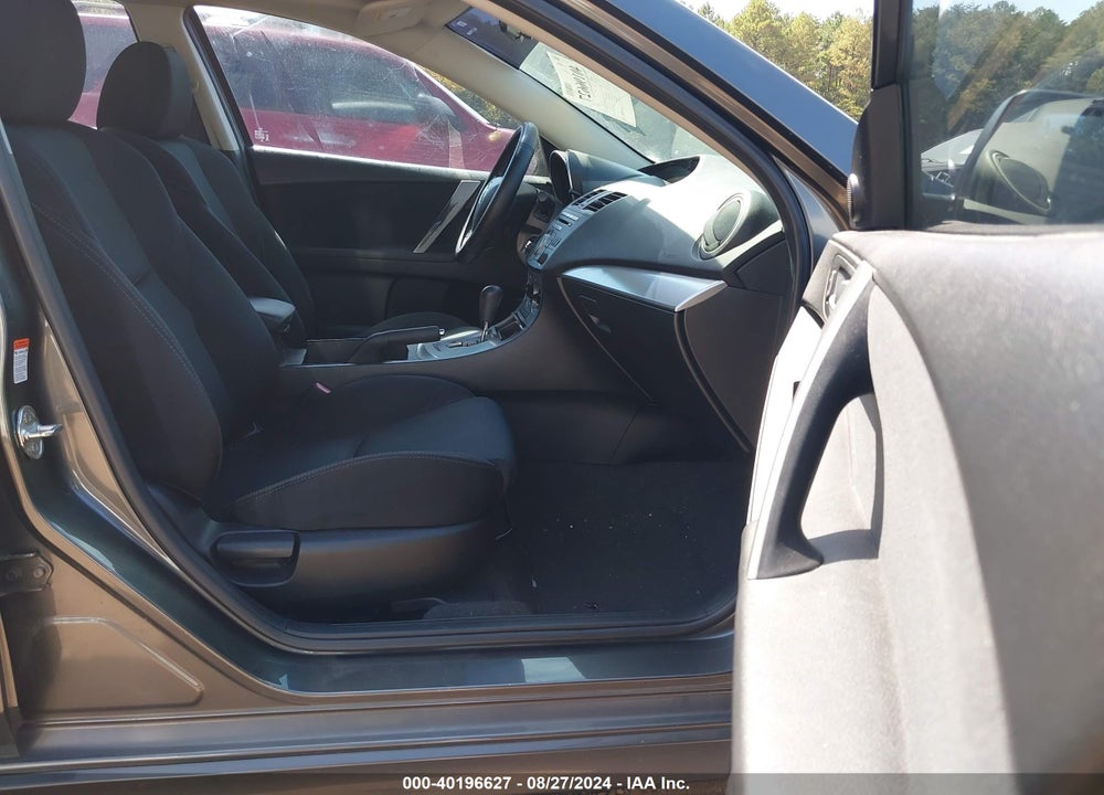 2011 MAZDA 3 S SPORT VIN: JM1BL1K57B1417076