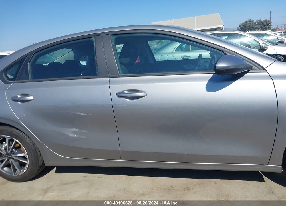 2023 KIA FORTE LXS VIN: 3KPF24AD2PE604213