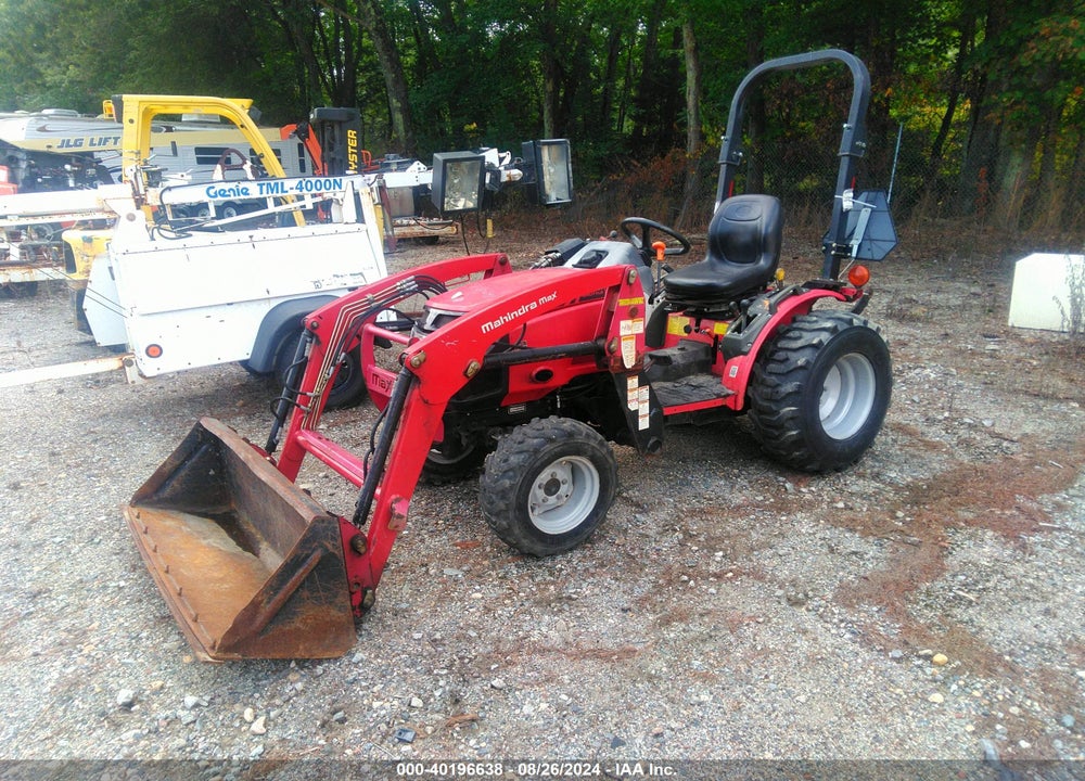 2017 MAHINDRA MAX 26 XL VIN: 26MG161072619