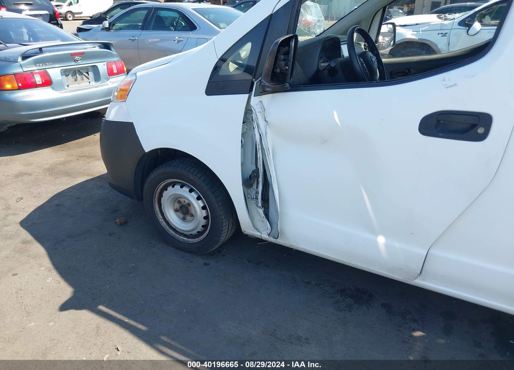 2018 NISSAN NV200 S VIN: 3N6CM0KN3JK697388