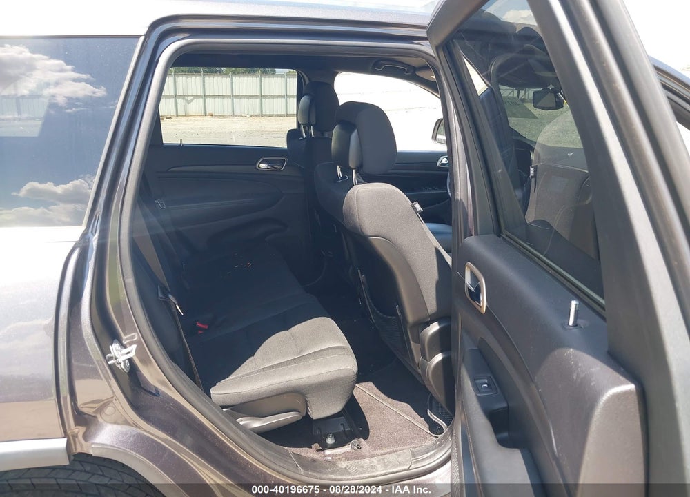 2015 JEEP GRAND CHEROKEE LAREDO VIN: 1C4RJEAG0FC235986