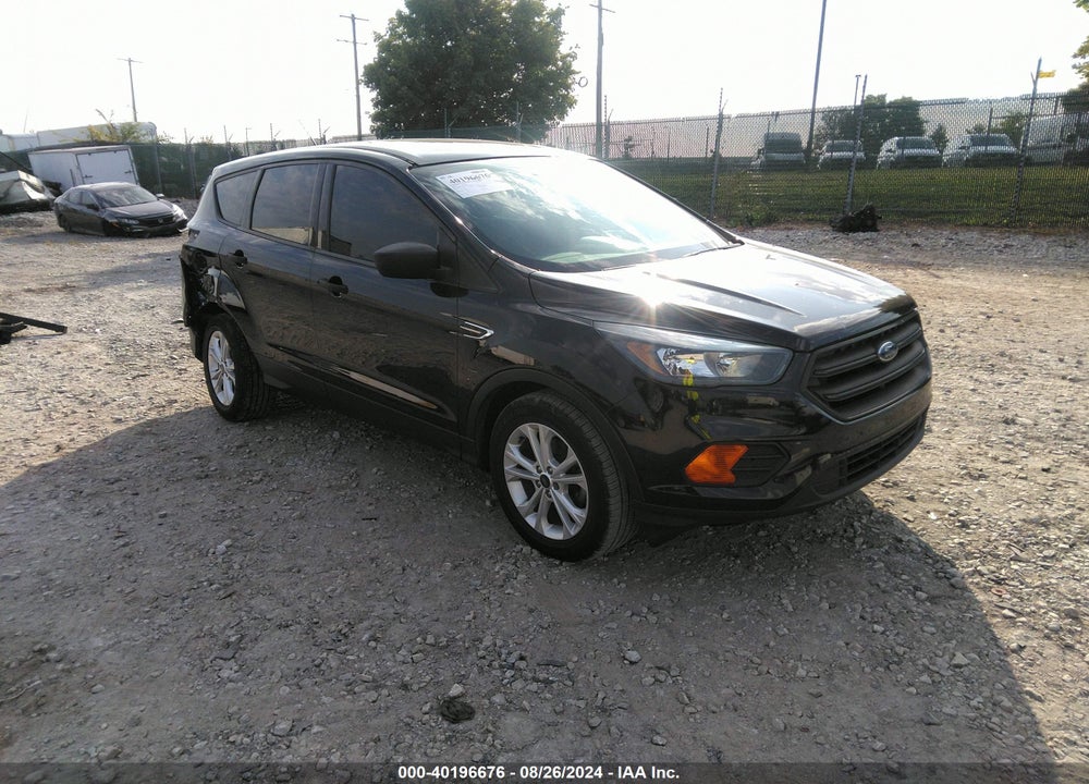 2018 FORD ESCAPE S VIN: 1FMCU0F70JUB26886
