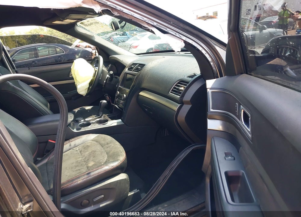 2019 FORD EXPLORER XLT VIN: 1FM5K8DH3KGA48449
