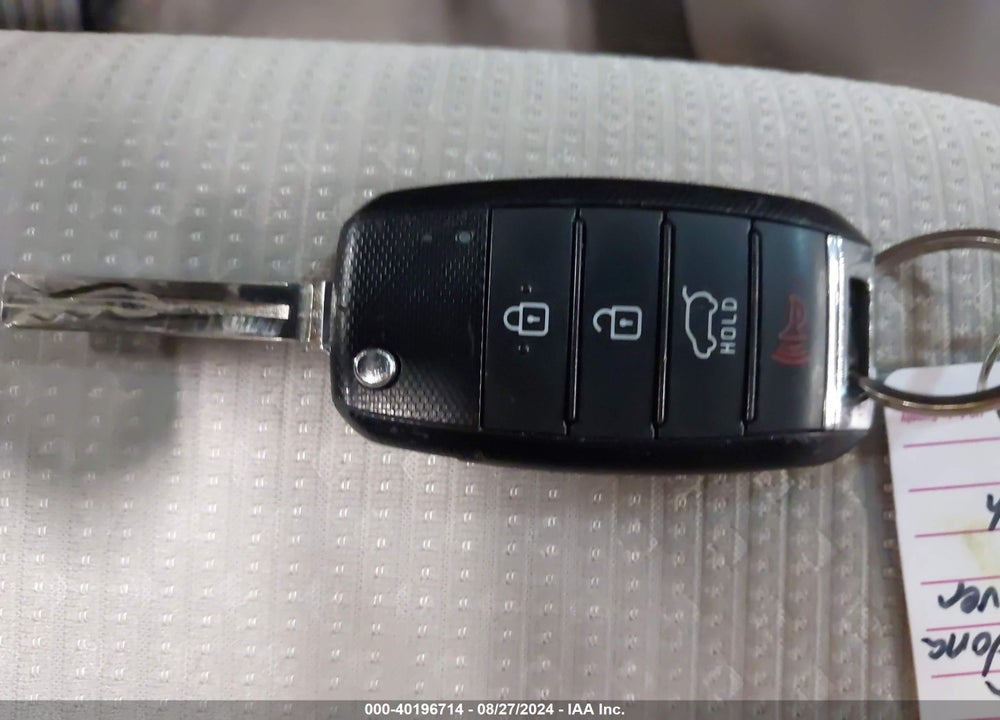 2016 KIA SEDONA L VIN: KNDMA5C16G6150329
