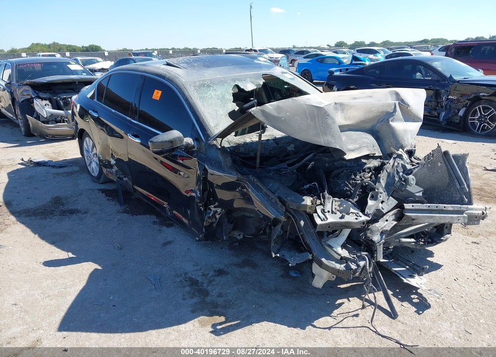 2015 HONDA ACCORD EX-L V-6 VIN: 1HGCR3F82FA031773