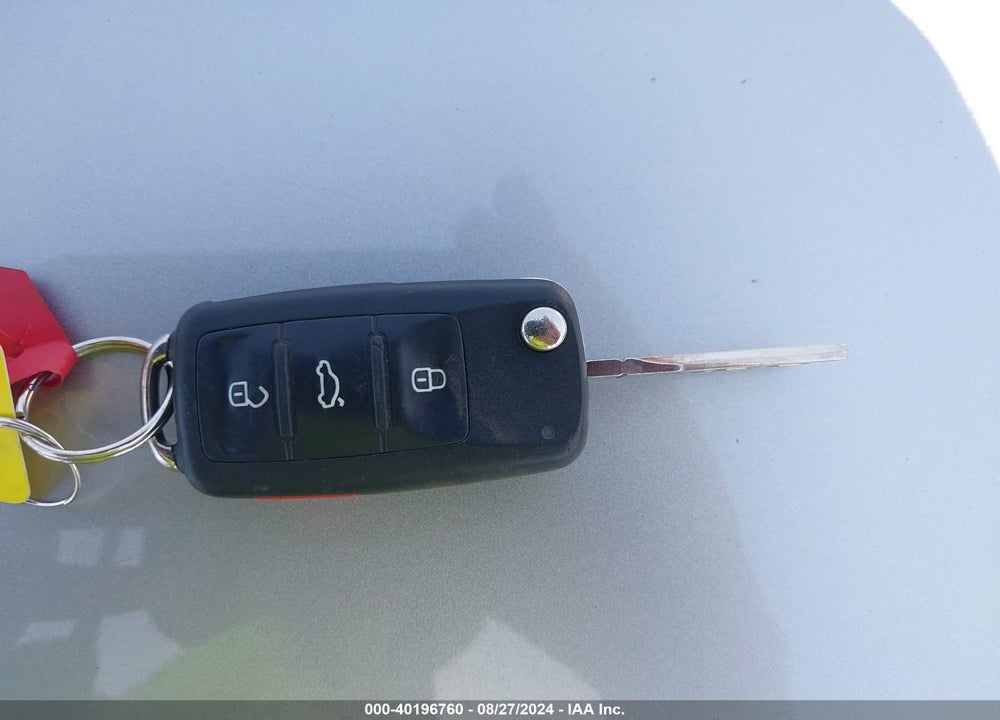 2014 VOLKSWAGEN JETTA 1.8T SE VIN: 3VWD17AJ0EM419188