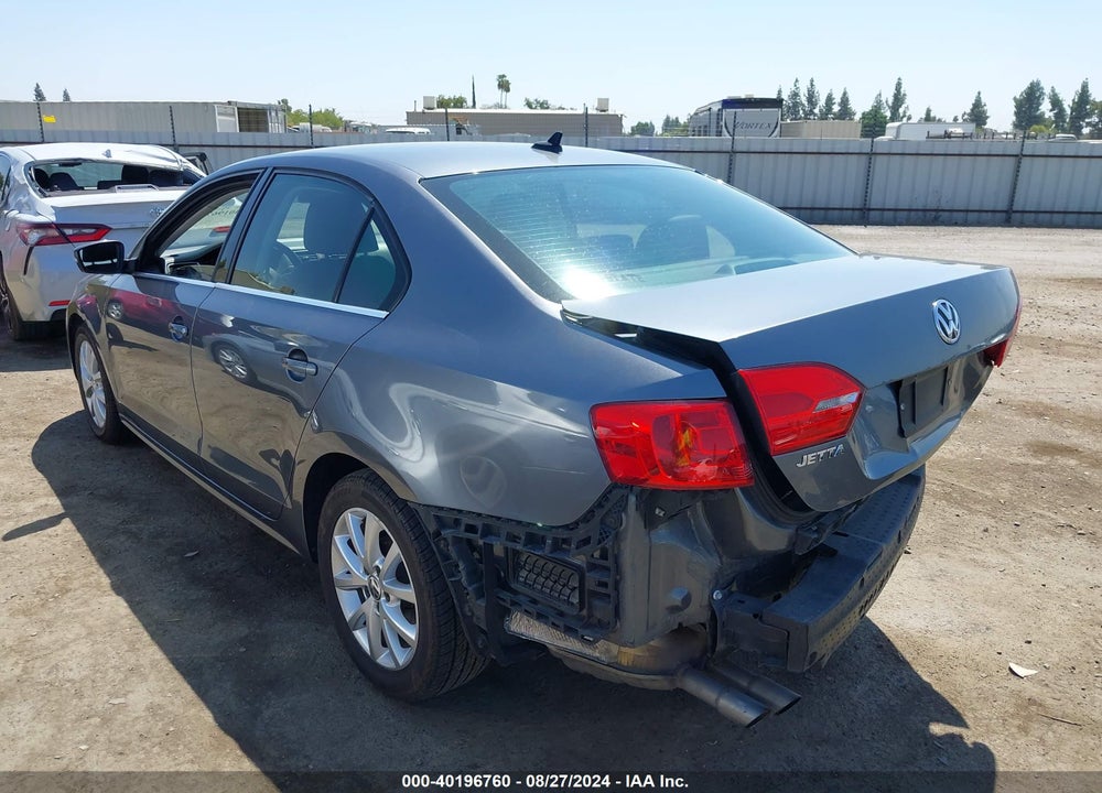 2014 VOLKSWAGEN JETTA 1.8T SE VIN: 3VWD17AJ0EM419188