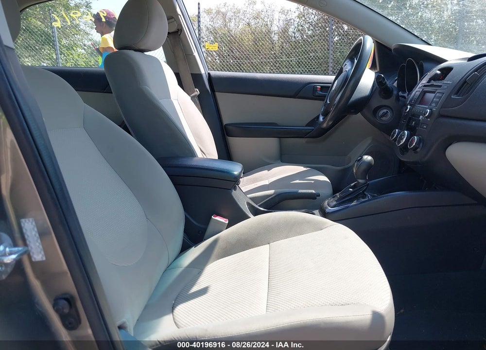 2011 KIA FORTE EX VIN: KNAFU4A29B5361459