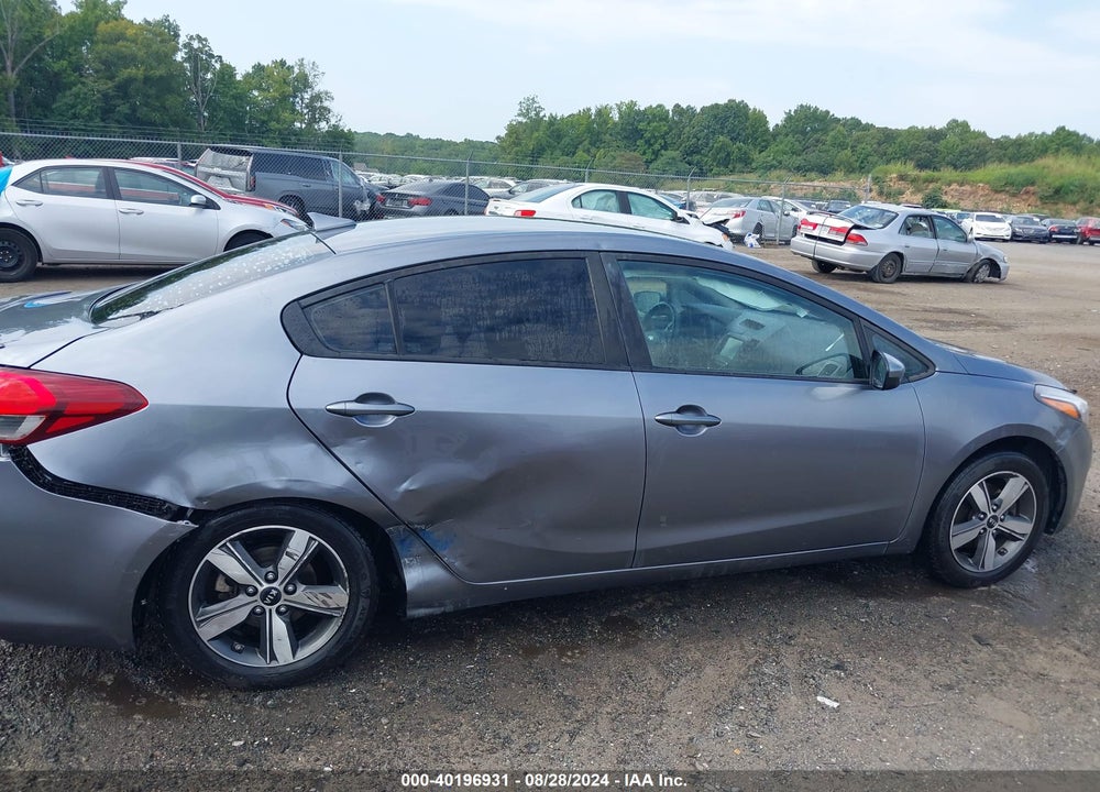 2018 KIA FORTE S VIN: 3KPFL4A79JE241942