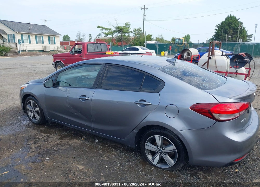 2018 KIA FORTE S VIN: 3KPFL4A79JE241942