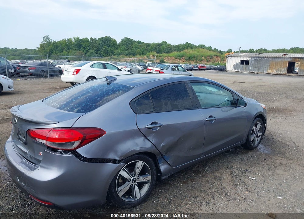 2018 KIA FORTE S VIN: 3KPFL4A79JE241942